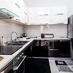 8home *