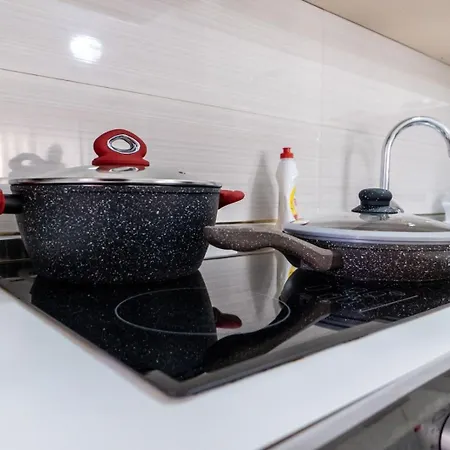 8home דירה *