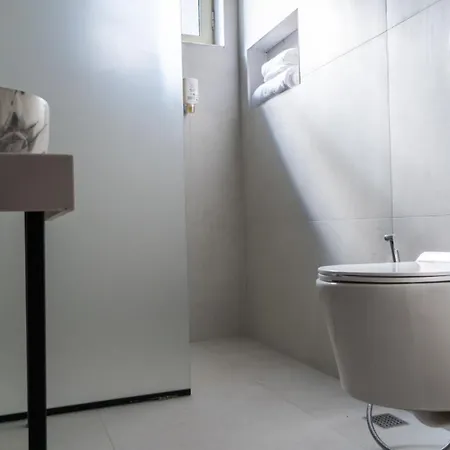 8home شقة تيرانا