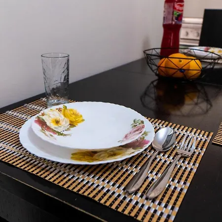 8home * טיראנה